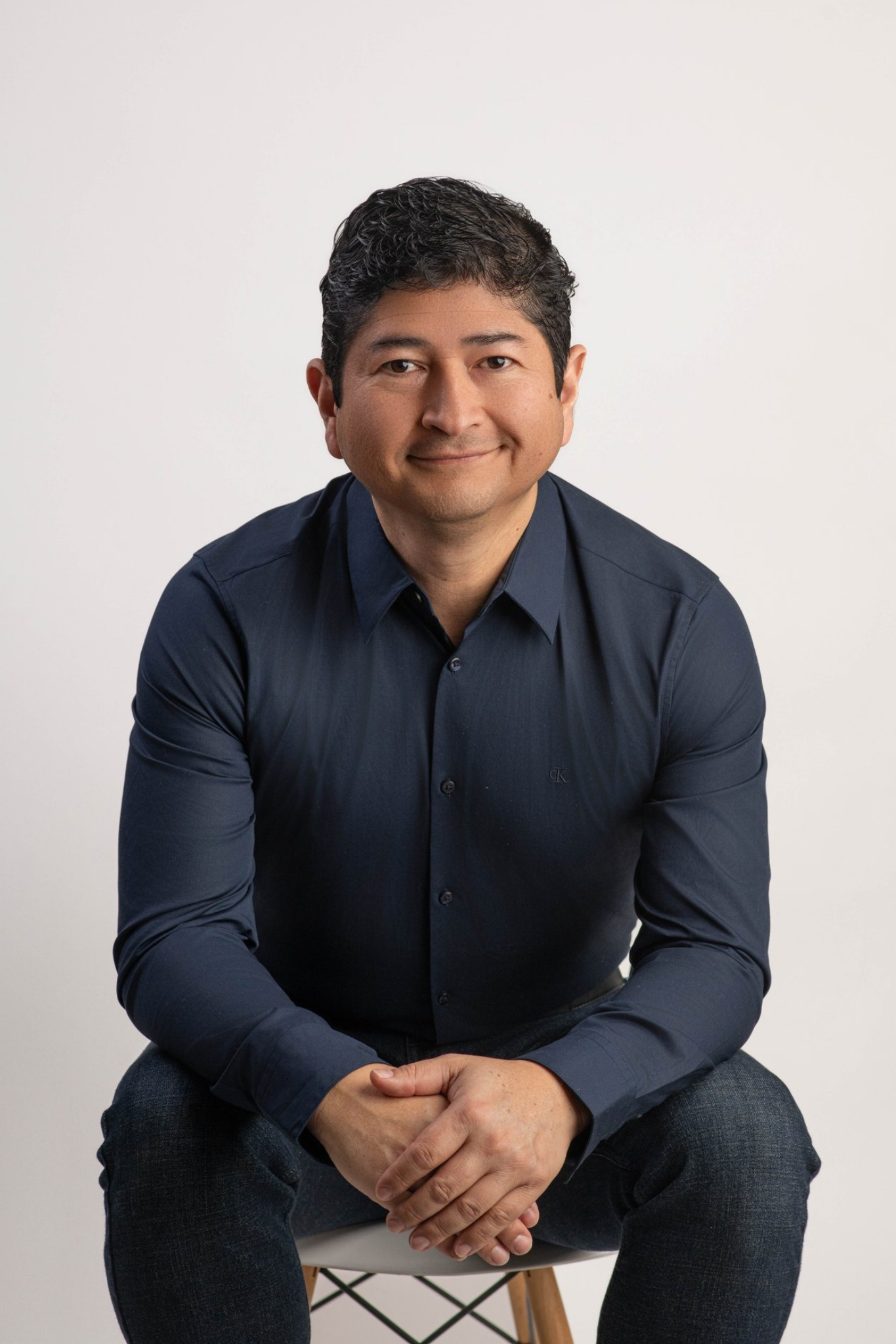 Oscar Antonio, consultor estratégico, Life Coach y numerólogo